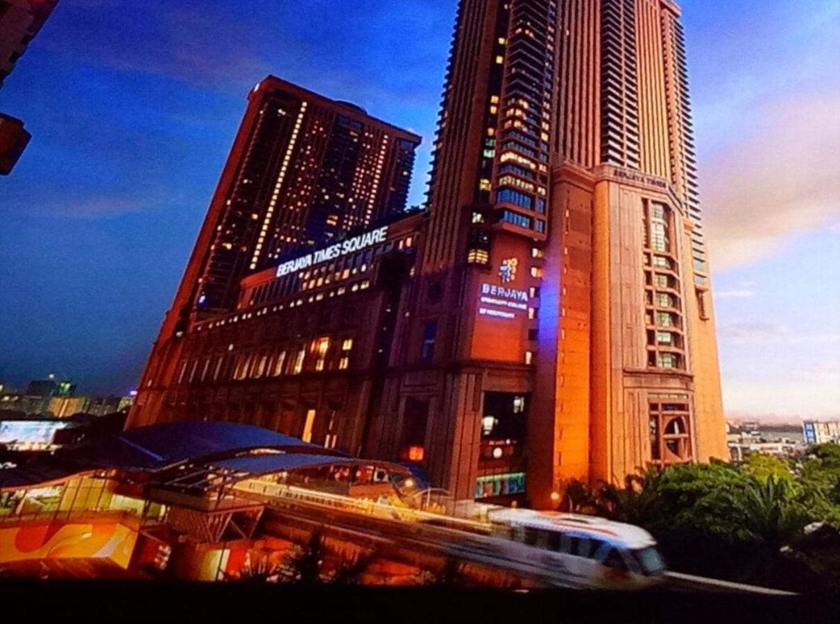 Times Square Kuala Lumpur By Luna Apartment Bagian luar foto